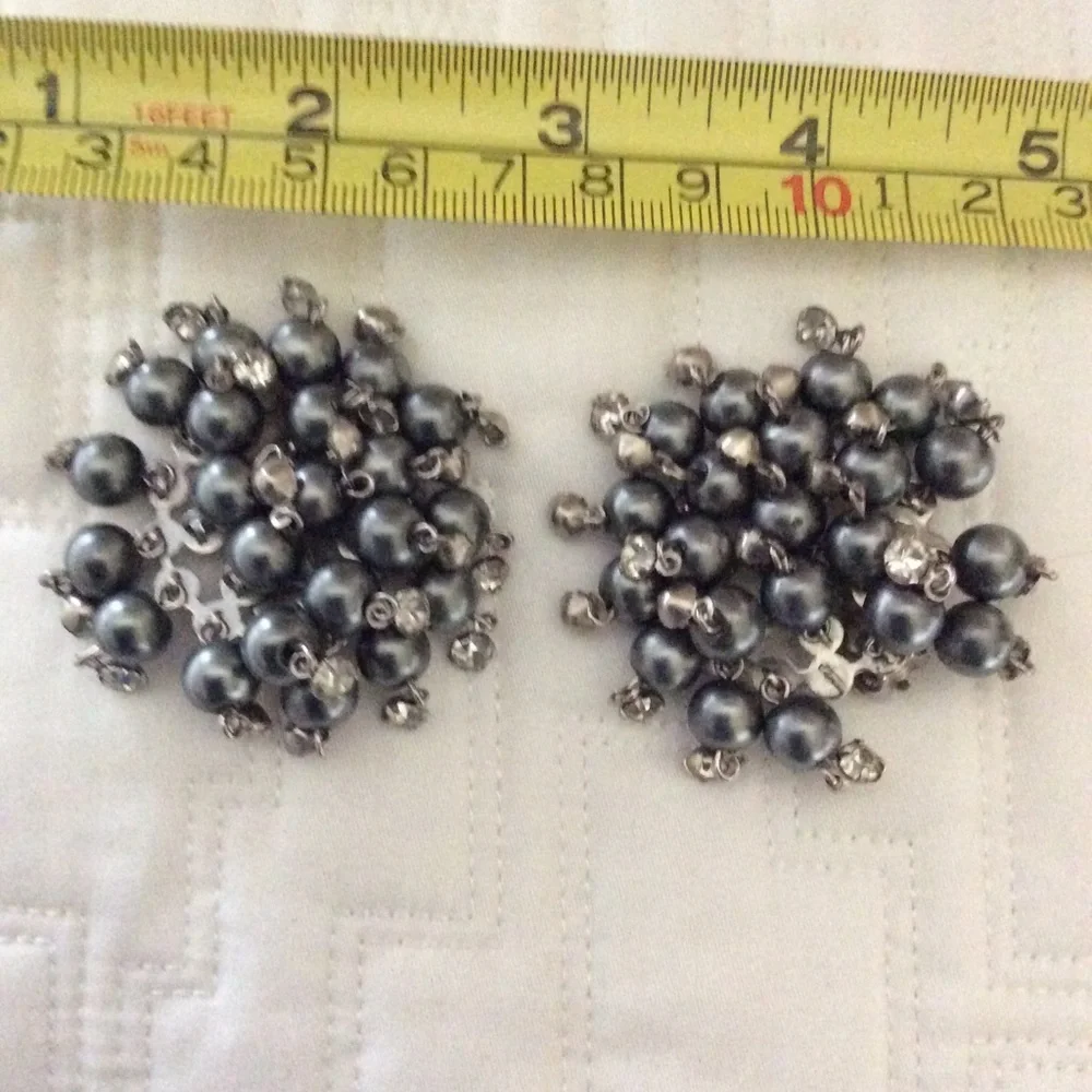 Vintage faux pearl and rhinestone earrings (clip)